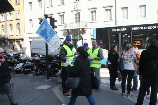 150319-Manifestazione Lavavetri (23)